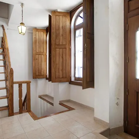Silver Coast Villa *