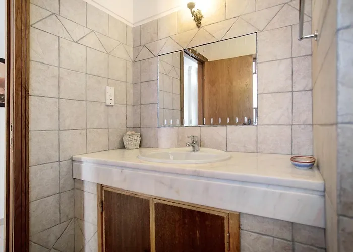 Silver Coast Villa *